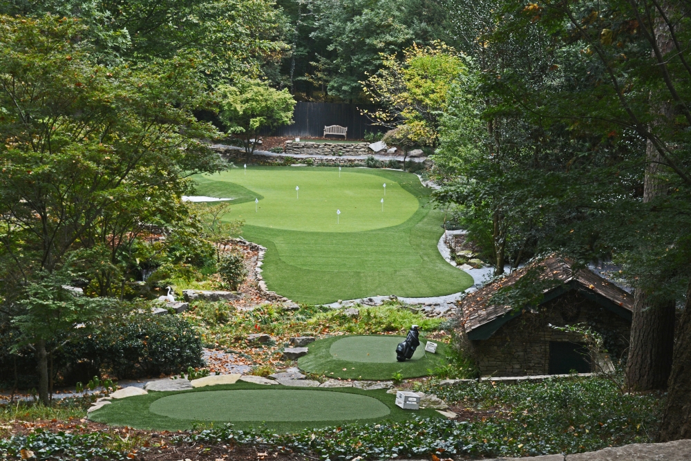 Los Angeles and Southern California Artificial Turf Golf Course