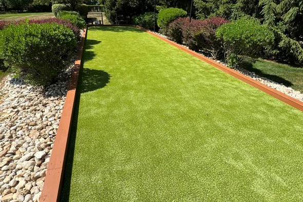 Los Angeles and Southern California Bocce Ball Court featuring artificial grass