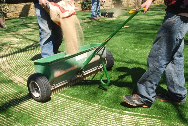 Los Angeles and Southern California artificial grass installation - base layer